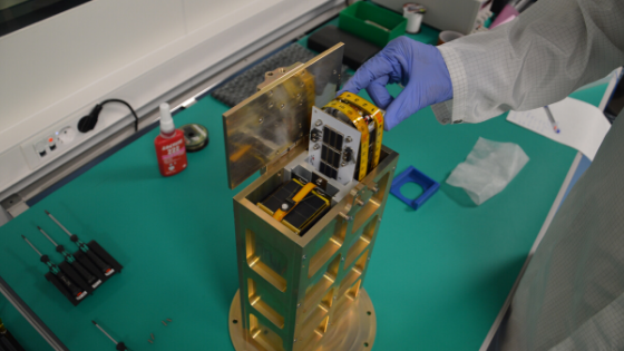 PICOBUS deployer with satellites integrated